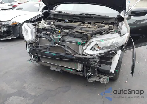 2018 Nissan Rogue S/Sv z USA, uszkodzony, nr VIN KNMAT2MT0JP516105